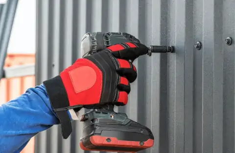 Travaux de zinguerie - Saint-Jean-le-Vieux